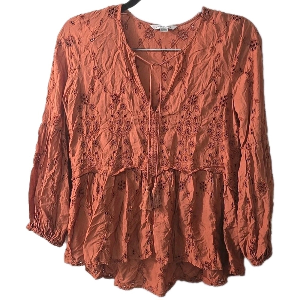 American Eagle Eyelet Terracotta Brown Peasant Boho Blouse Tassel Tie Top Sz XS - Picture 1 of 5